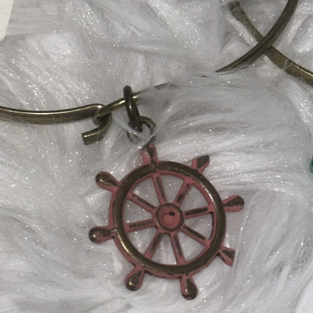 Hand Painted Charm Bracelet Anchor Ship Wheel The Helm Sea Shell Nautical‎ NWT
